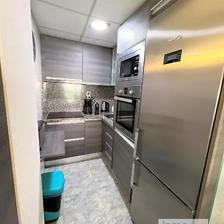 Apartment Cat92 Beach Salou, Only Familias Salou