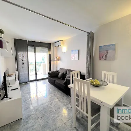 Apartment Cat92 Beach Salou, Only Familias *
